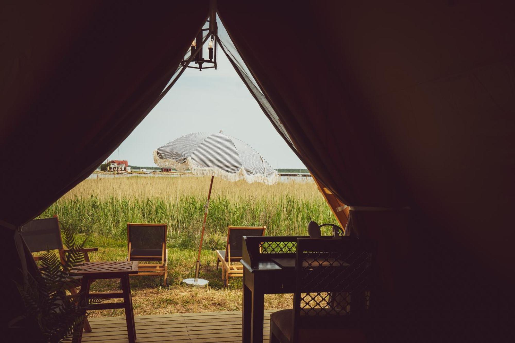 ホテル Mia Glamping Orissaare エクステリア 写真