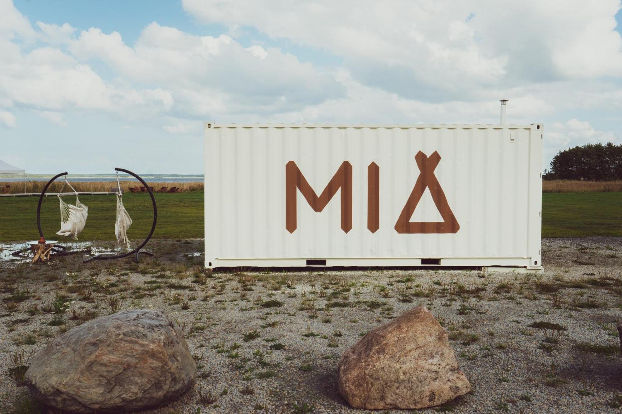 ホテル Mia Glamping Orissaare エクステリア 写真